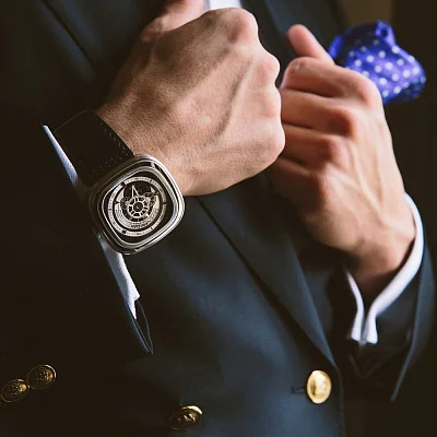 SEVENFRIDAY P1B/01 Automatic SF-P1B/01