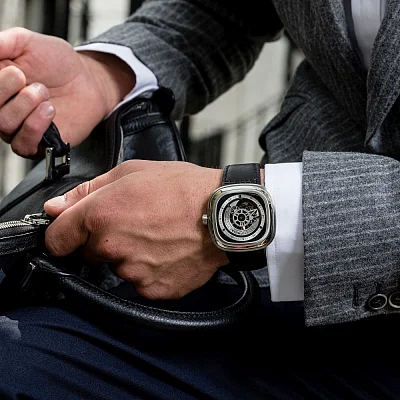 SEVENFRIDAY P1B/01 Automatic SF-P1B/01