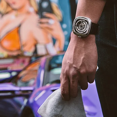 SEVENFRIDAY P1B/01 Automatic SF-P1B/01