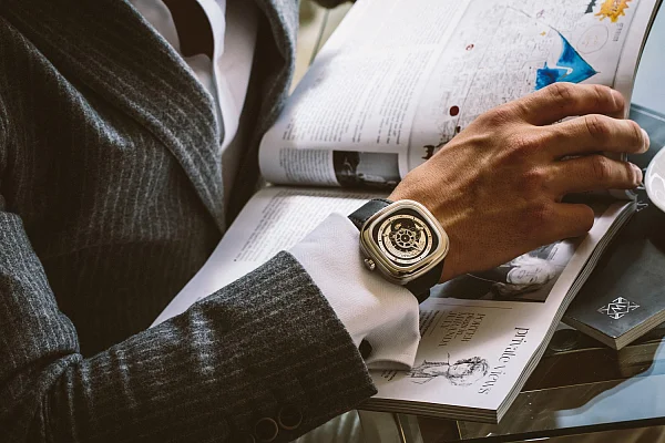 SEVENFRIDAY P1B/01 Automatic SF-P1B/01