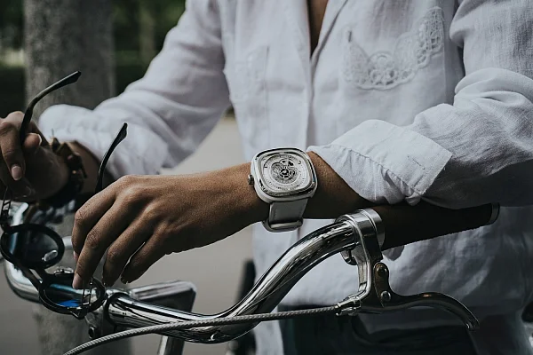 SEVENFRIDAY P1C/01 Automatic SF-P1C/01