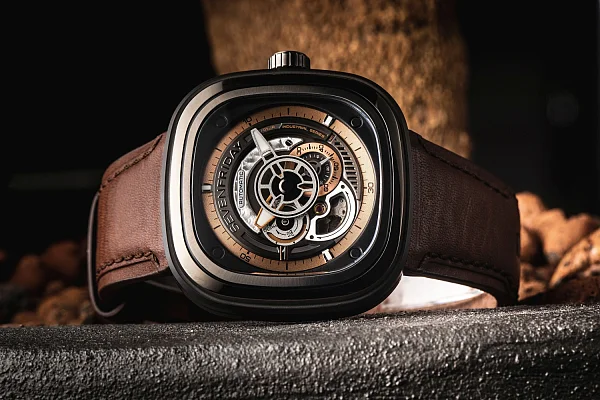 SEVENFRIDAY P2C/01 Automatic SF-P2C/01