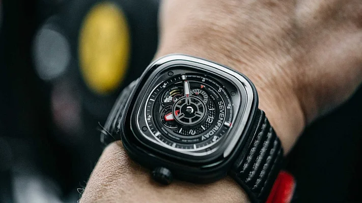 SEVENFRIDAY P3C/06 RACER II Automatic SF-P3C/06