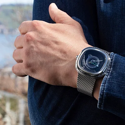 SEVENFRIDAY PE1/01M Mean Time GMT Automatic Mesh SF-PG1/01M