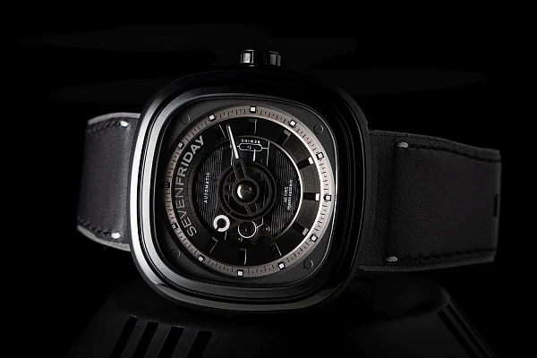 SEVENFRIDAY T1/04 BLACK-T Automatic SF-T1/04