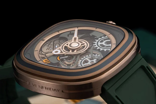 SEVENFRIDAY T2/03 Automatic T-Riley Limited Edition SF-T2/07