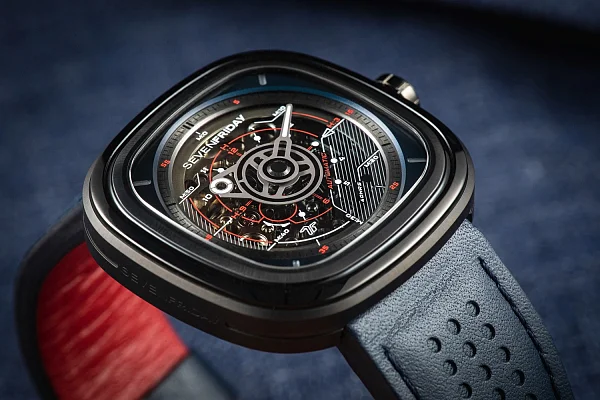 SEVENFRIDAY T3/03 Automatic SF-T3/03