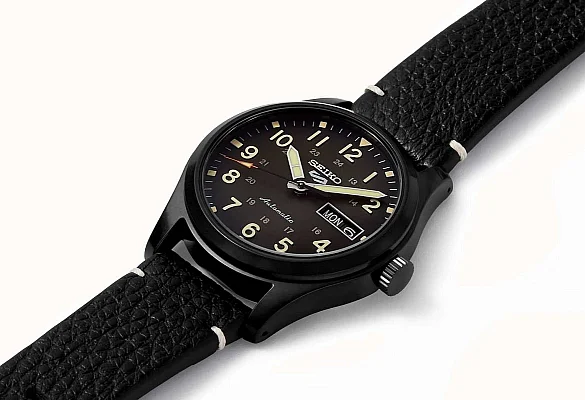 Seiko 5 Sports Automatic 40mm Pilot Style Black PVD SRPG41K1