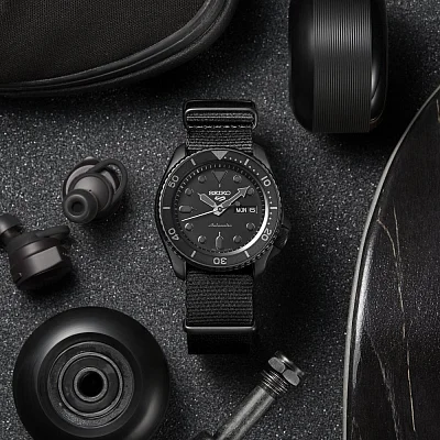 Seiko 5 Sports Automatic 42mm Street Style Black PVD NATO SRPD79K1