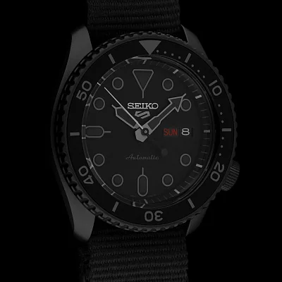 Seiko 5 Sports Automatic 42mm Street Style Black PVD NATO SRPD79K1