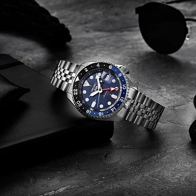 Seiko 5 Sports Automatic GMT 42mm Blueberry SKX Style SSK003K1