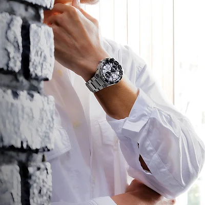 Seiko Astron GPS Solar Titanium Ceramic SSH153J1