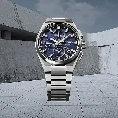 Seiko Astron GPS Solar Titanium SSH161J1