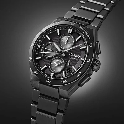 Seiko Astron GPS Solar Titanium SSH155J1