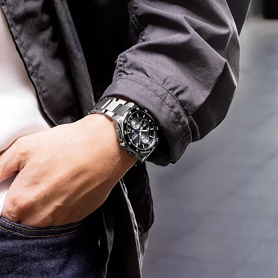 Seiko Astron GPS Solar Titanium Ceramic SSH151J1