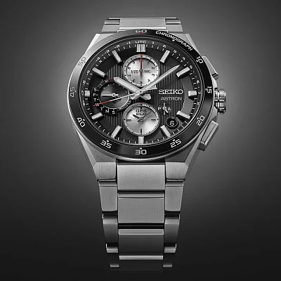 Seiko Astron GPS Solar Titanium Ceramic SSH151J1