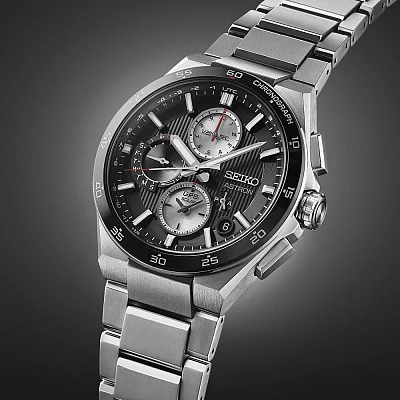 Seiko Astron GPS Solar Titanium Ceramic SSH151J1