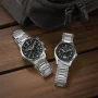  Zdjęcie 2 Seiko Classic Sapphire Big-Date SUR569P1