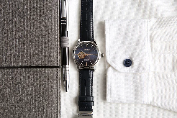 Seiko Presage Automatic Open-Heart Cocktail Time Blue Moon SSA405J1