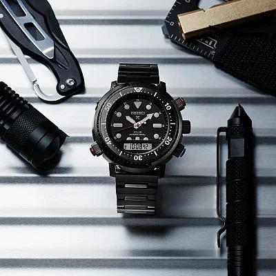 Seiko Prospex Sea Series Tuna Diver Solar Analog-Digital Arnie SNJ037P1