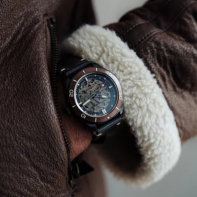 Spinnaker Croft Mid-Size Skeleton Automatic Covert Limited Edition SP-5095-02
