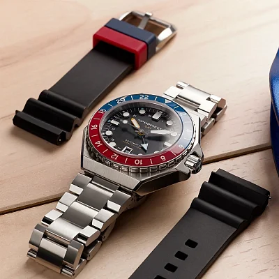 Spinnaker Dumas GMT Cobalt Crimson Automatic Date Set SP-5119-44