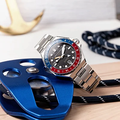 Spinnaker Dumas GMT Cobalt Crimson Automatic Date Set SP-5119-44