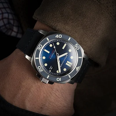 Spinnaker Hull Diver Arctic Blue Automatic Date Ceramic SP-5088-02