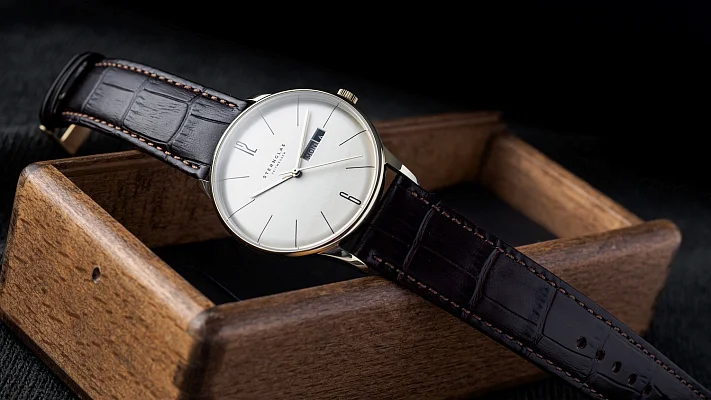 Sternglas Berlin Quartz Day-Date Champagne Dial S01-BE14-HE01