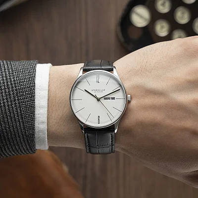 Sternglas Berlin Quartz Day-Date Metro Silver Black Bracelet S01-BE10-HE04
