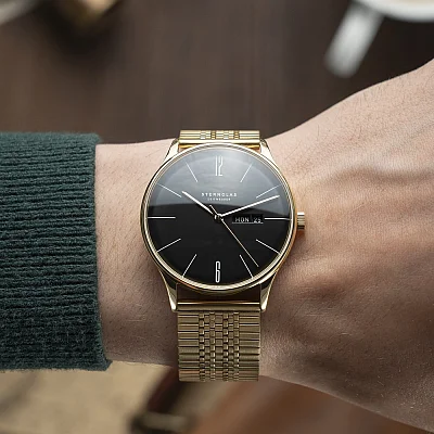 Sternglas Berlin Quartz Day-Date Piano Black SuperSlim Bracelet S01-BE04-ME09
