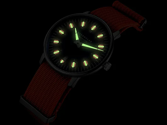 Sternglas Egor Quartz Date Dark Blue Dial Signal Orange NATO Strap S01-EG06-FI02