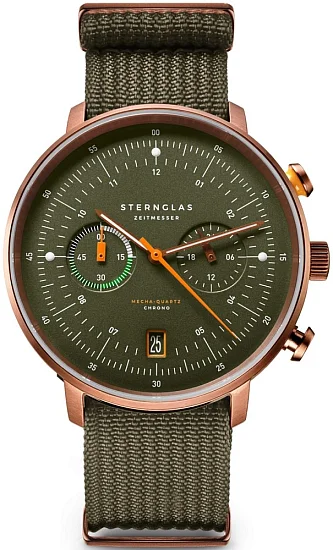 Sternglas Hamburg Mecha-Quartz Chrono Date Green Dial NATO S01-HC35-FI05