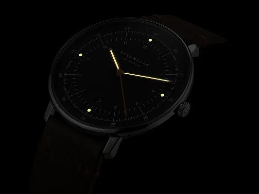 Sternglas Hamburg Quartz Date Neugraphit Black Leather Strap S01-HH39-BR02