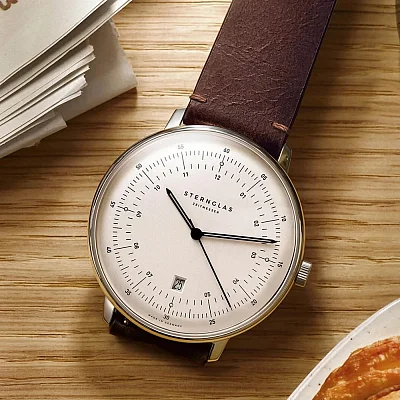 Sternglas Hamburg Quartz Date Silver Dial S01-HH10-VI11