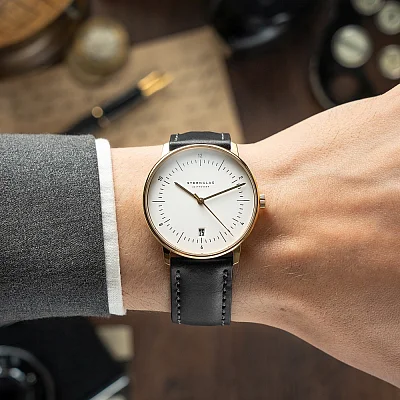 Sternglas Naos Edition Heritage White Dial Black Leather Strap S01-NAE02-BR04