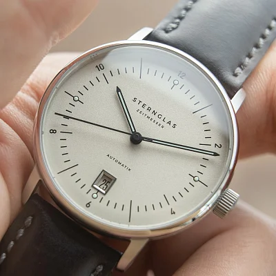 Sternglas Naos Pro Automatic Date Alabaster Dial Bridle Black Strap S02-NP26-BR02