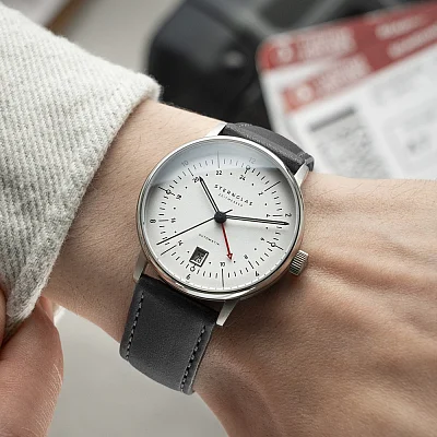 Sternglas Naos Pro Automatic GMT S02-NG10-BR02