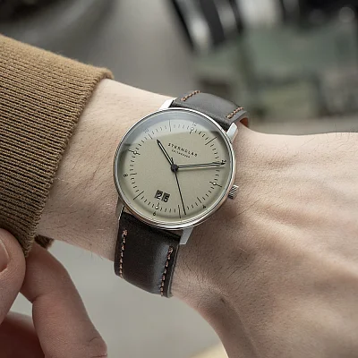 Sternglas Naos Quartz Big Date Brown Leather Strap S01-NAG26-BR03