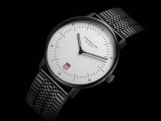 Sternglas Naos Quartz Edition Bauhaus III Limited Edition SuperSlim Bracelet S01-NAB15-ME11