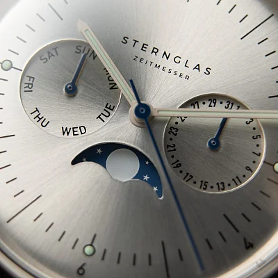 Sternglas Naos Quartz Moonphase Day-Date Silver Dial S01-NM52-BR03