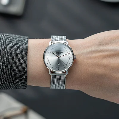 Sternglas Naos XS Edition Elyra Quartz Date White Dial Mesh S01-NDE10-MI01