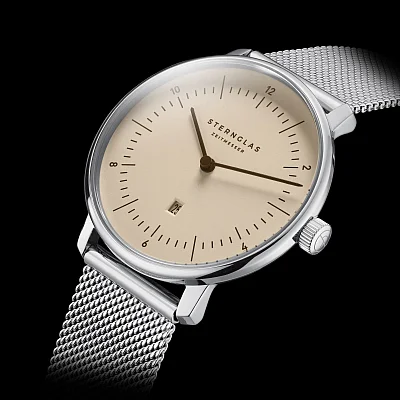 Sternglas Naos XS Quartz Date Sand Dial Mesh S01-ND54-MI01
