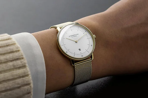 Sternglas Naos XS Quartz Date White Dial Yellow Gold PVD Mesh S01-ND50-MI07