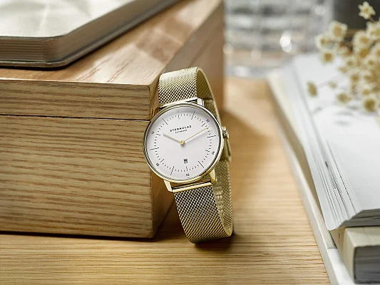 Sternglas Naos XS Quartz Date White Dial Yellow Gold PVD Mesh S01-ND50-MI07