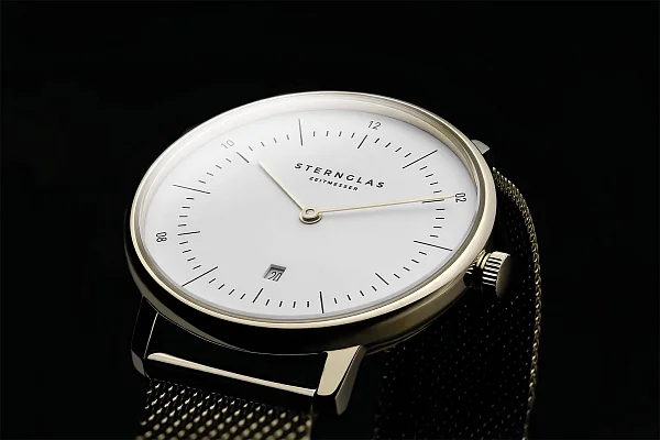 Sternglas Naos XS Quartz Date White Dial Yellow Gold PVD Mesh S01-ND50-MI07