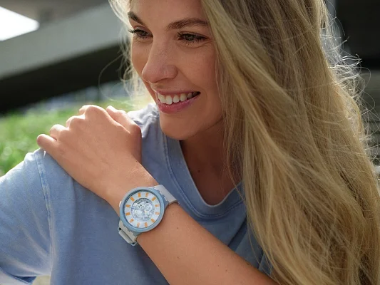 Swatch Big Bold Bioceramic Blite SB03N101