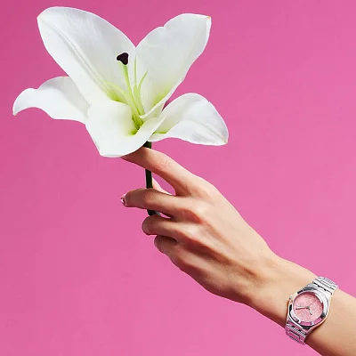 Swatch Irony Medium BLOSSOM TIME PINK PETAL CHARM YLS234G