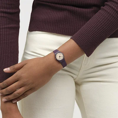 Swatch Lady REPEAT CHIC LR138