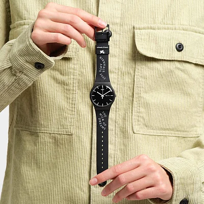 Swatch New Gent Black Milk Biennale Special SUOB720R